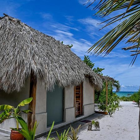 Casa Mate Beachfront Cabanas El Cuyo Dış mekan fotoğraf